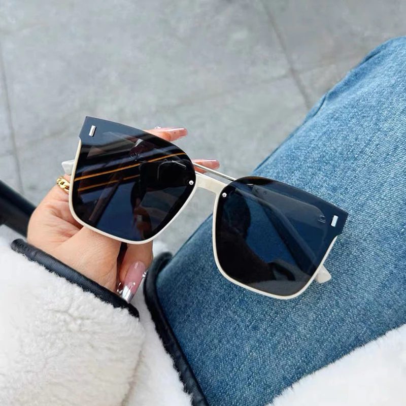 [PROMO] Kacamata Hitam Bingkai Oversized Sungglasses Liburan Anti Matahari Gaya Trendy Fashion Woman Glasses